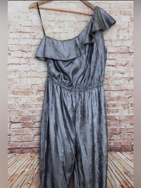 New York & Company Gabrielle Union Collection Elegant Silver Jumpsuit - Picture 3 of 12